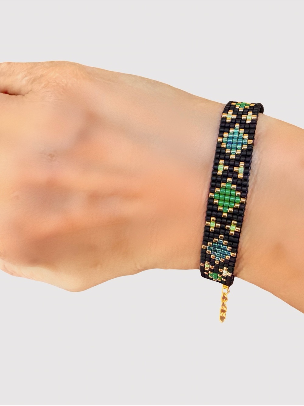 Black, Gold, Teal and Aqua Seed Beaded Bracelet / Handmade / Gold Plated - Picture 4 of 6